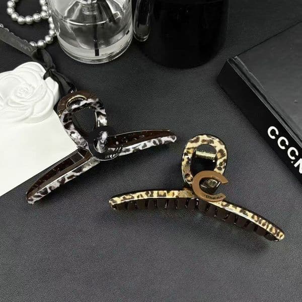 Luxury Hair Clip Leopard Vintage Shark Hair Clips Classic Hair Jewelry Girl Friend Gift Makeup Hair Clamps