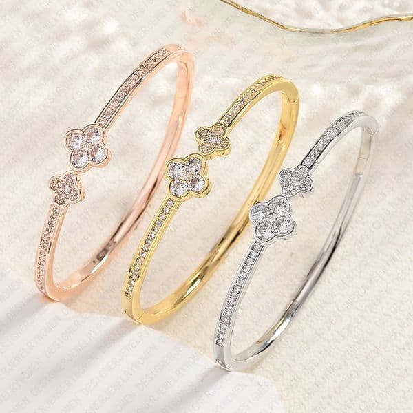 Designer Bracelet Bracelet for Women Stainless Steel 18K Gold Plated Bangle Diamond Letter Bangles Luxury Jewlery Designer for Women Elegant Timeless Gift