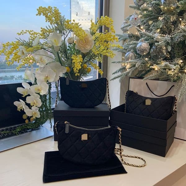 2026 design New Diamond Velvet Women s Underarm Bag Designer Fashion trend Winter Chain Bag Shoulder Bag