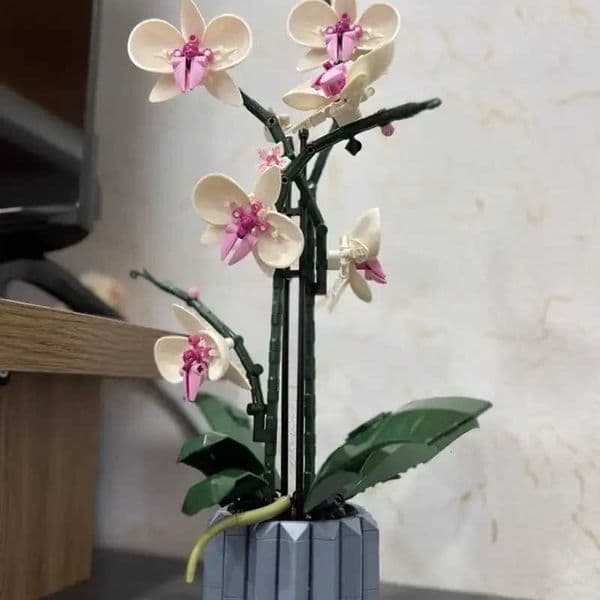In stock NEW 608pcs Ideas Assembled DIY Bricks Orchid Flower Bouquet Plant Decor Building Set 10311 For send girlfriends gifts W251120