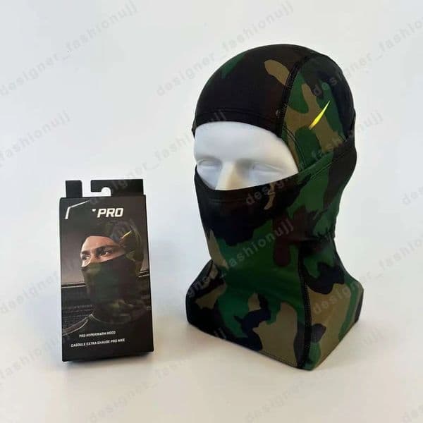 09 With Box Balaclava Designer Ski Mask Women Brand Face Winter Hell Satr Protective Knitted Neck Guard Warm Cold Hat Skull Cap Bonnet Sports Beanies Men