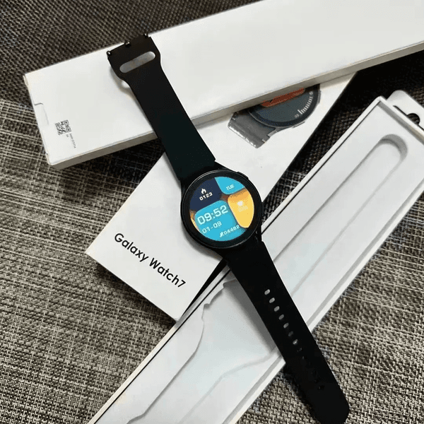 New Galaxy 7 Ultra Smart Watch GPS Sports Track AMOLED Screen HD Bluetooth Call Fiess Tracker Heart Rate Smartwatch