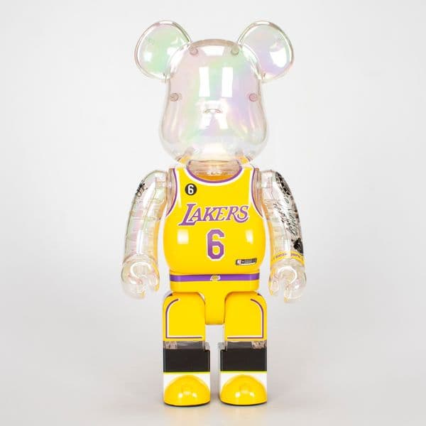 Best-selling designer home decoration statues as Christmas gifts, cartoon toys, high-quality dolls models, game companions