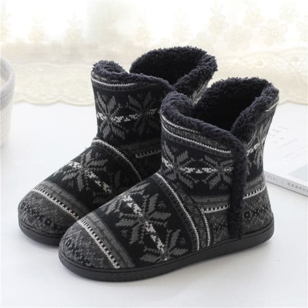 New winter home boots, thick soled cotton slippers, men's and women's cotton shoes, designer shoes, fashionable snow boots