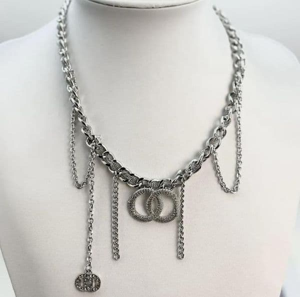 Luxury Pearl Necklace Designer Jewerly Women Retro Rhinestone Heart Collarbone Necklace Chain Woman Jewerly Party Christm Gift