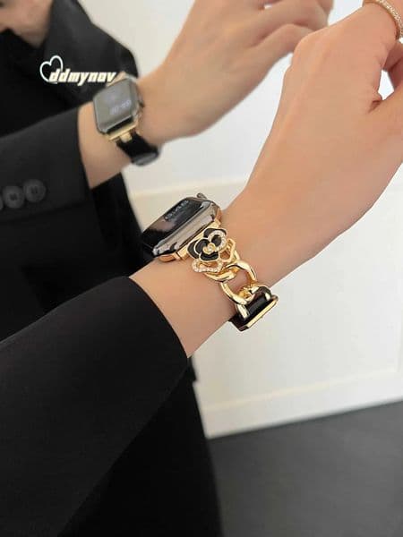 Lia Flower Cowhide Watch Band - Pearl Oil Alloy Strap for iWatch 38/40/41/42/44/45/49mm ddmynov