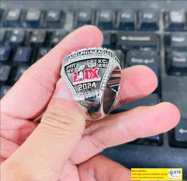 2024 2025 Super Bowl Team Champions Championship Ring With Wooden Display Box Sport Souvenir Men Fan Gift LL