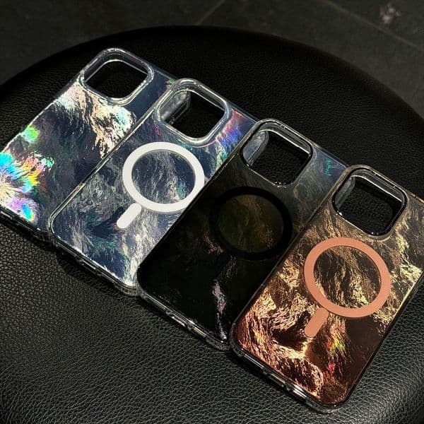 Magnetic Attraction Shell with Gradient Color Design