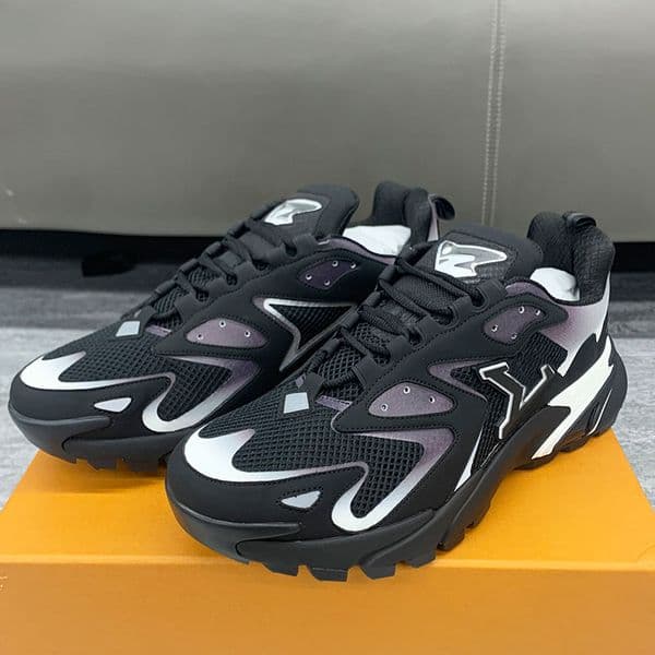 Fashion Mens Runner Tatic Sneaker Designer shoe upper gradient black casual Womens sports shoes 25SS Mens sports shoelaces box