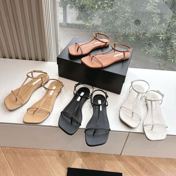 High quality fashion Simple Minimalist sandals slides Flip flops flats Beach shoes Vacation shoes Luxury designer flats sandals for womens Walking Driving shoes