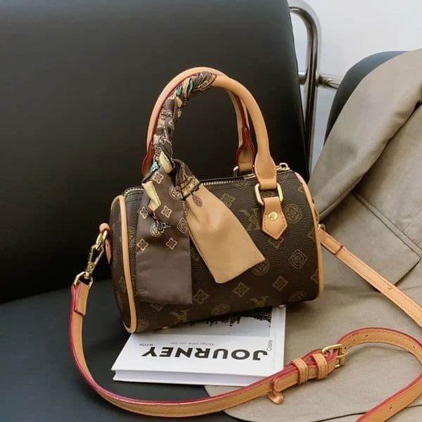 2025 New Designer Bag Shoulder Tote Bags Luxury Bag For Women Ladies Fashion Floral Messenger Shoulder Bags