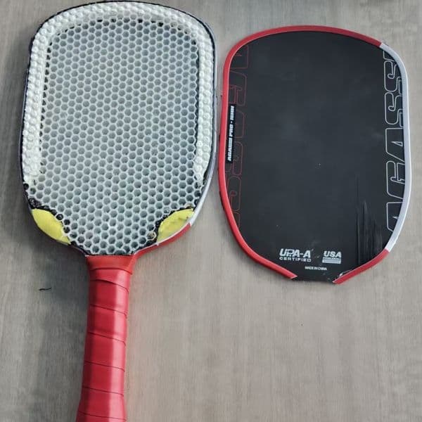 Andre Agassi Co-Signed Paddle 16mm Carbon Fiber JOOLA Graf Pro Pickleball Feel-Tec (White/Red)