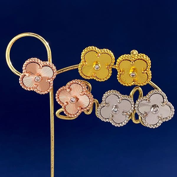 Earrings Made of natural shells and natural agate Gold Plated 18K designer 925 silver diamond crystal stud European size premium gifts 024A