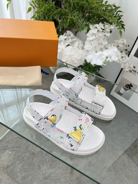 Womens Flat shoes Slip on summer slipper Sandal top quality round toe Genuine Leather women's Luxury Designers factory footwears with box35-42 0512