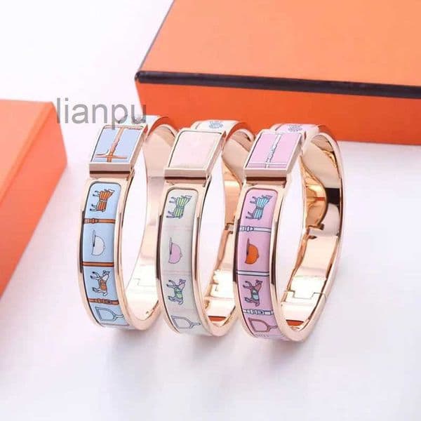 bracelet Luxury enamel H brand classic 12mm cuff bracelet designer fashionable couple 18K gold bracelet for women titanium steel jewelry