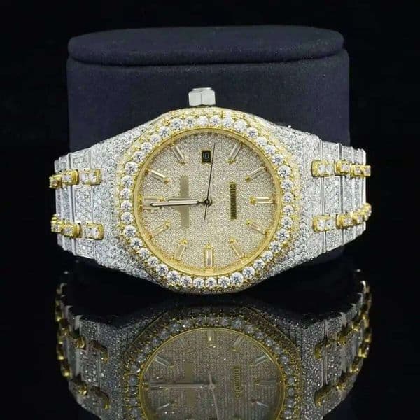 Two Tone Moissanite Dia Watch Automatic Mechanical Movement Iced Out Bust Design for Men