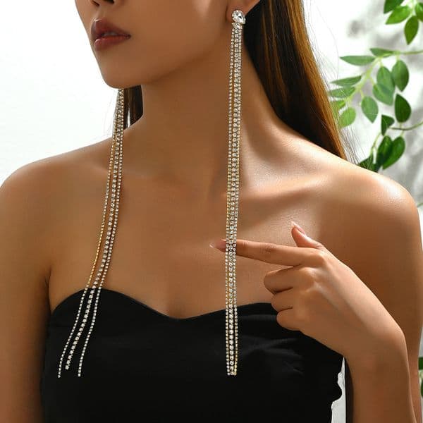 Fashion Inlaid Long Women S Personality Tassel Design Stud Earrings