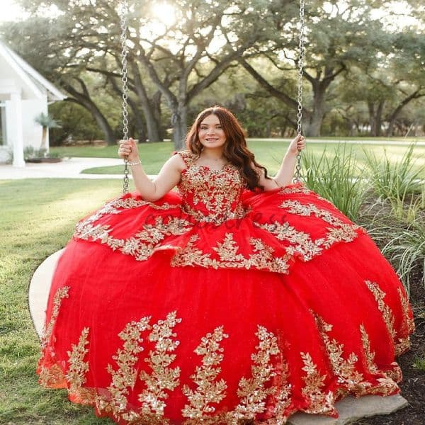 Elegant Plus Size Quinceanera Dresses Red With Gold Lace Corset Off Shoulder Sweet 16 Dress 2025 Brithday Party Vestidos De 15 Anos Xv Off Shoulder