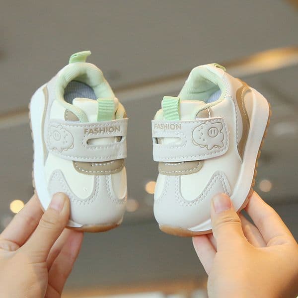 Anti slip Velcro Spring and Autumn Baby Cartoon Soft soled Walking Shoes Color blocked Male and Female Running Sports Designer Shoes