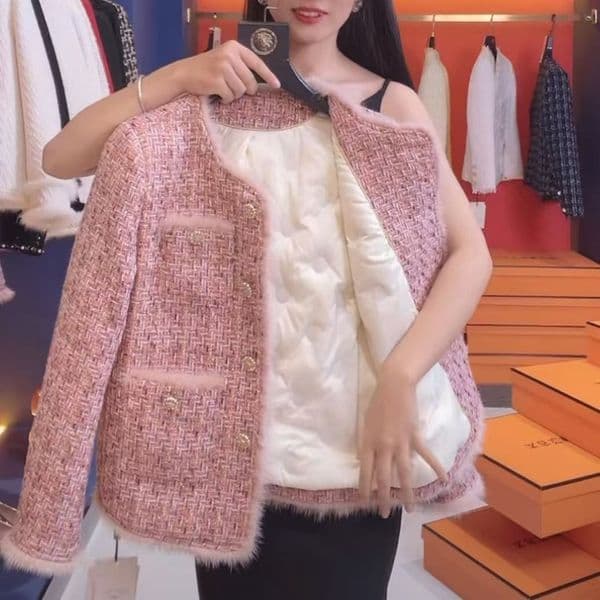 2026 Pink Quilted Designer Women s Open cardigan New Loose Korean Thick Wool Casual Social Coarse Wool Short Top Autumn Winter New Luxury Jacket