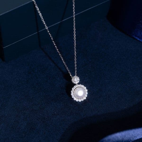 French Style High-End S Pure Sier Natural Freshwater Pearl Necklace Niche Design Geometric Round Dia-Studded Pendant