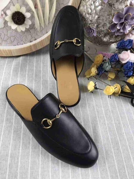 80122018 european fashion slippers lazy baotou rabbit leather flat half drag leisure ladies shoes free shiiecygucciacygucciiocyguccislidesacyguccishoe Y KXZX