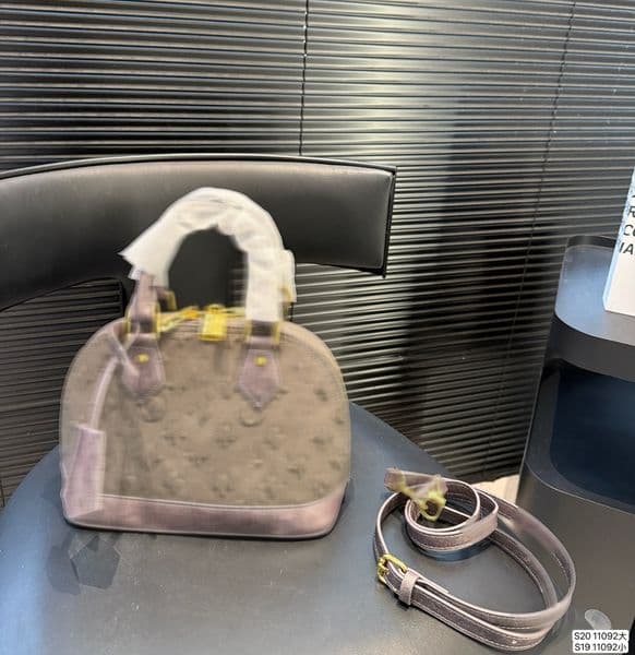 Designers totes Shell Bag Women luxury classics knurling presbyopia handbags crossbody epi leather Embossed shoulder lock bags Satchels Clutch Purses
