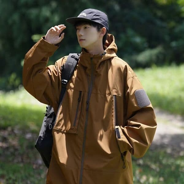 American Style Jacket For Men And Designer Jacket Women Spring And Autumn Thin Coat Jacket Men Windproof And Waterproof Single Layer Mountaineering Clothing For