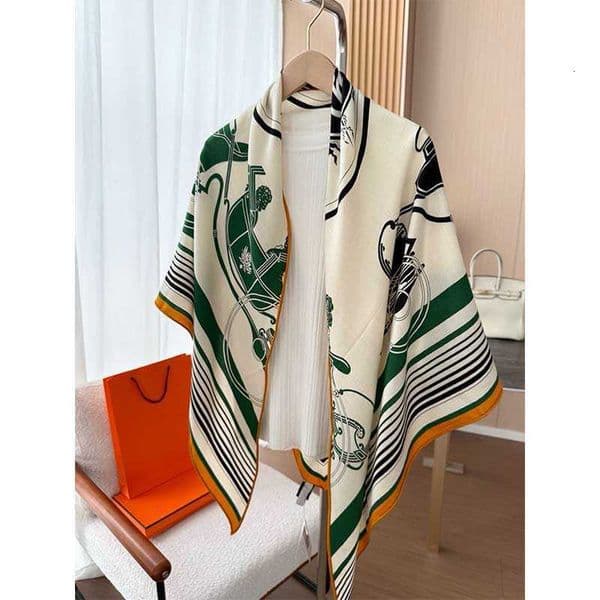 women Scarves 10a Designer Silk Cashmere Shawl Outerwear Large Scarf for Women 2025 New Triangle Scarf Silk Scarf Cashmere High-end Feel Autumn Winter BESD