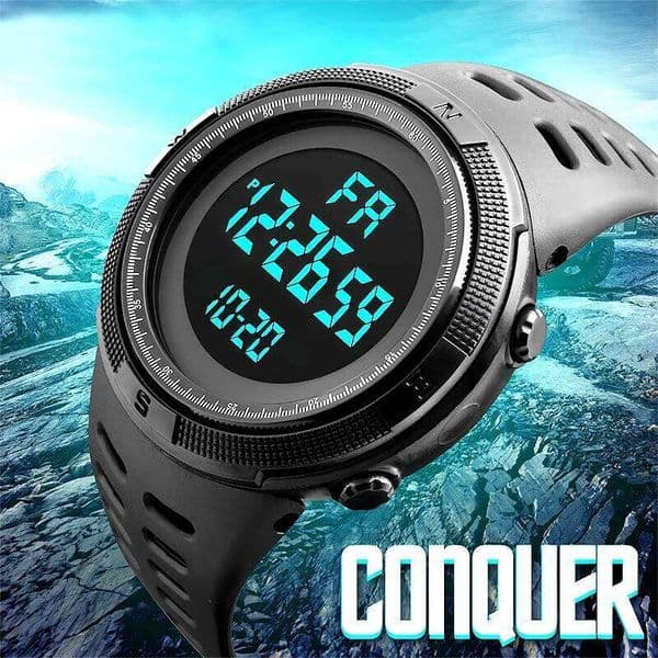 Men's sports outdoor mountaineering and running digital countdown electronic men's watch, student's first choice LED cloc