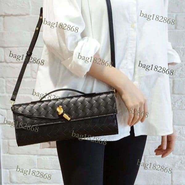 Designer Bag Tote Bag Shoulder Bag Handwoven Baguette For Women New Horizontal Evening Bag Niche Single Shoulder Crossbody Clutch