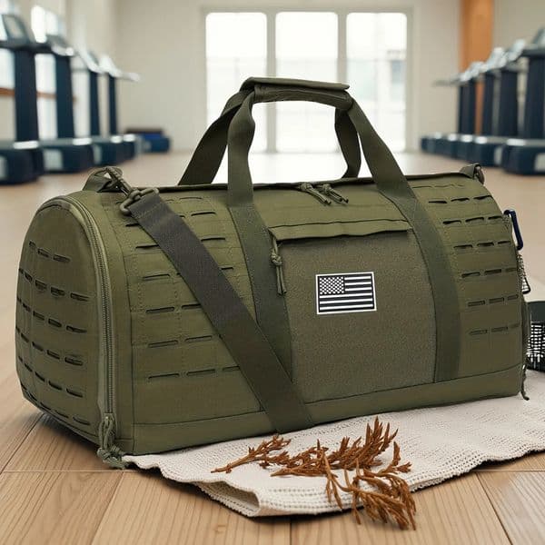 40L Tactical Travel Bag For Men Fitness Duffel Bag Basketball Weekender Bag carry on luggage Outdoor camping equipment 251009