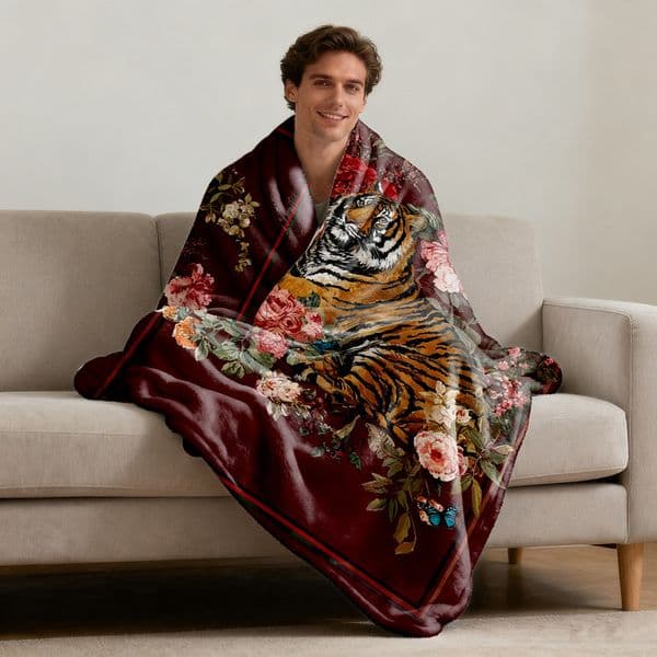 Elegantly Designed Hypoallergenic Cotton Bed Sheet with Full Drape