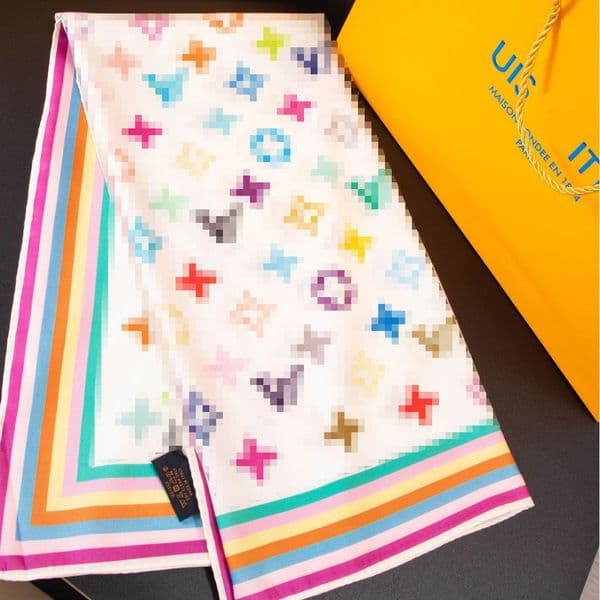 High version square Silk scarf designer shawl Luxury Pashmina double side Clover printed high-end large scarves All match 90*90cm