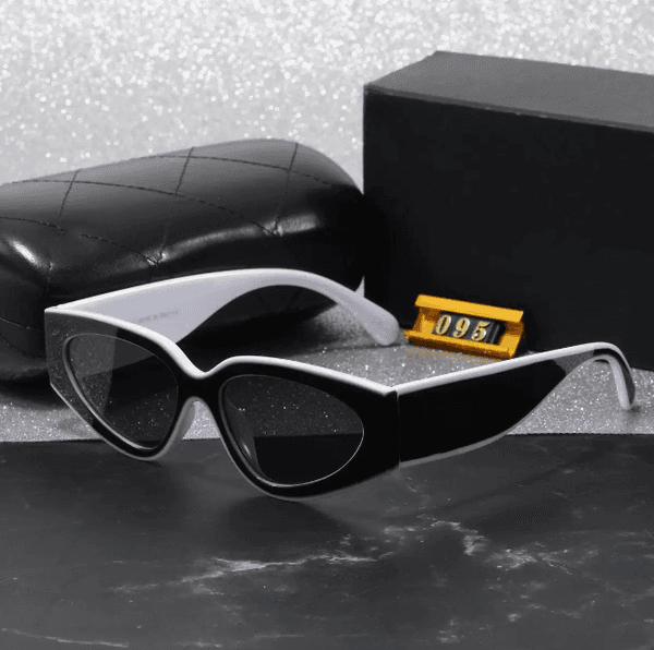Luxurious Designer Sunglasses Elegant Woman French style Sunglasses Men Women Sunglasses Unisex Beach sunglasses Outdoor Eyeglasses Stylish black white Goggle