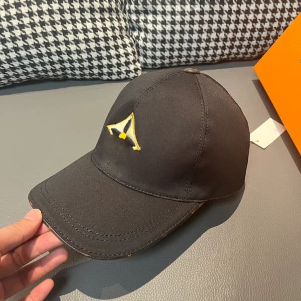Casquette designer hat luxury cap solid colour letter design hat Christmas gift cap temperament hundred style Baseball cap 2 styles very good