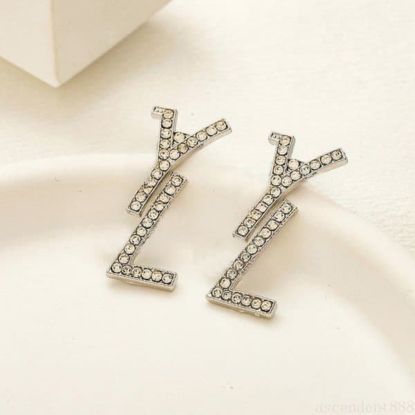 Brand Letter 18K Gold Plated Luxury Stud Earrings Designer Jewelry Women Pearl Earring Wedding Party Gift