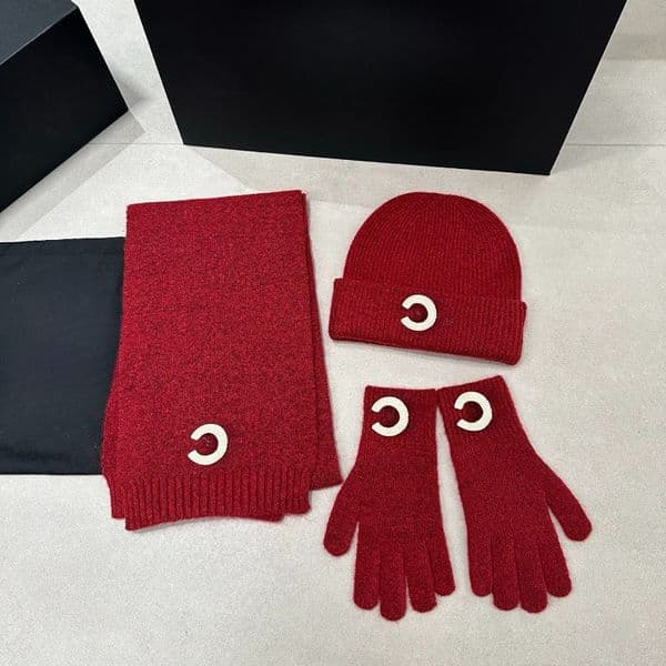 Designer Letter Beanie Hats Scarf and Gloves Three-piece Set Classic Brand Autumn and Winter New Thick Warm Cashmere High-quality Couple Christmas Gifts