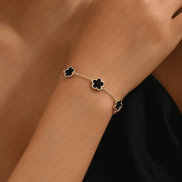 Designer Bracelet Bracelet for Women Five Petal Flower Bracelets Petal Bangle Gold Bangles Luxury Jewlery Designer for Women Timeless Fashion Gift