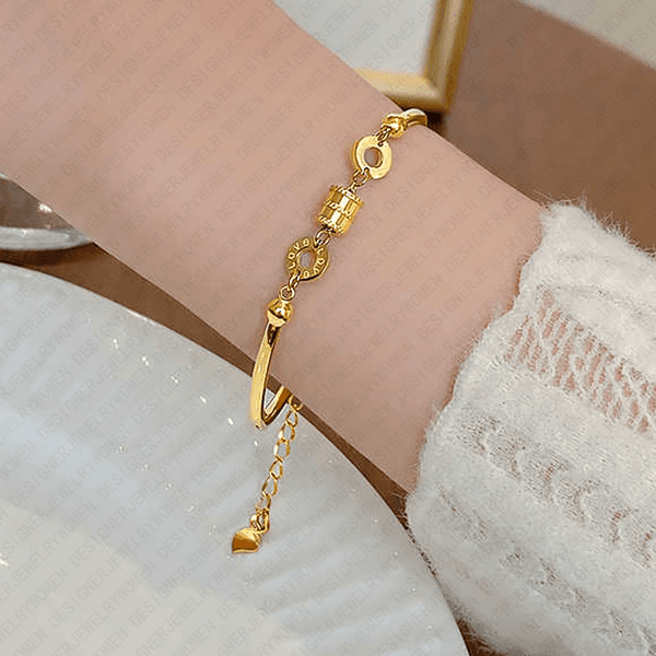 Designer Bracelet Bracelet for Women Stainless Steel Bracelets Gold Bangle Delicate Bangles Luxury Jewlery Designer for Women Elegant Timeless Fashion Gift
