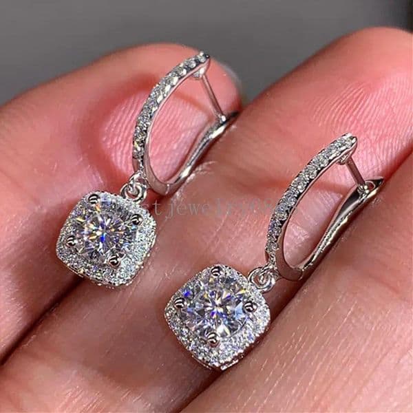 Classical Designer 18K White Gold Plated Square Shape Cubic Zirconia Clip on Earrings for Women Sapphire Crystal Diamond Drop Earrings Dangle Earring Antiallergy