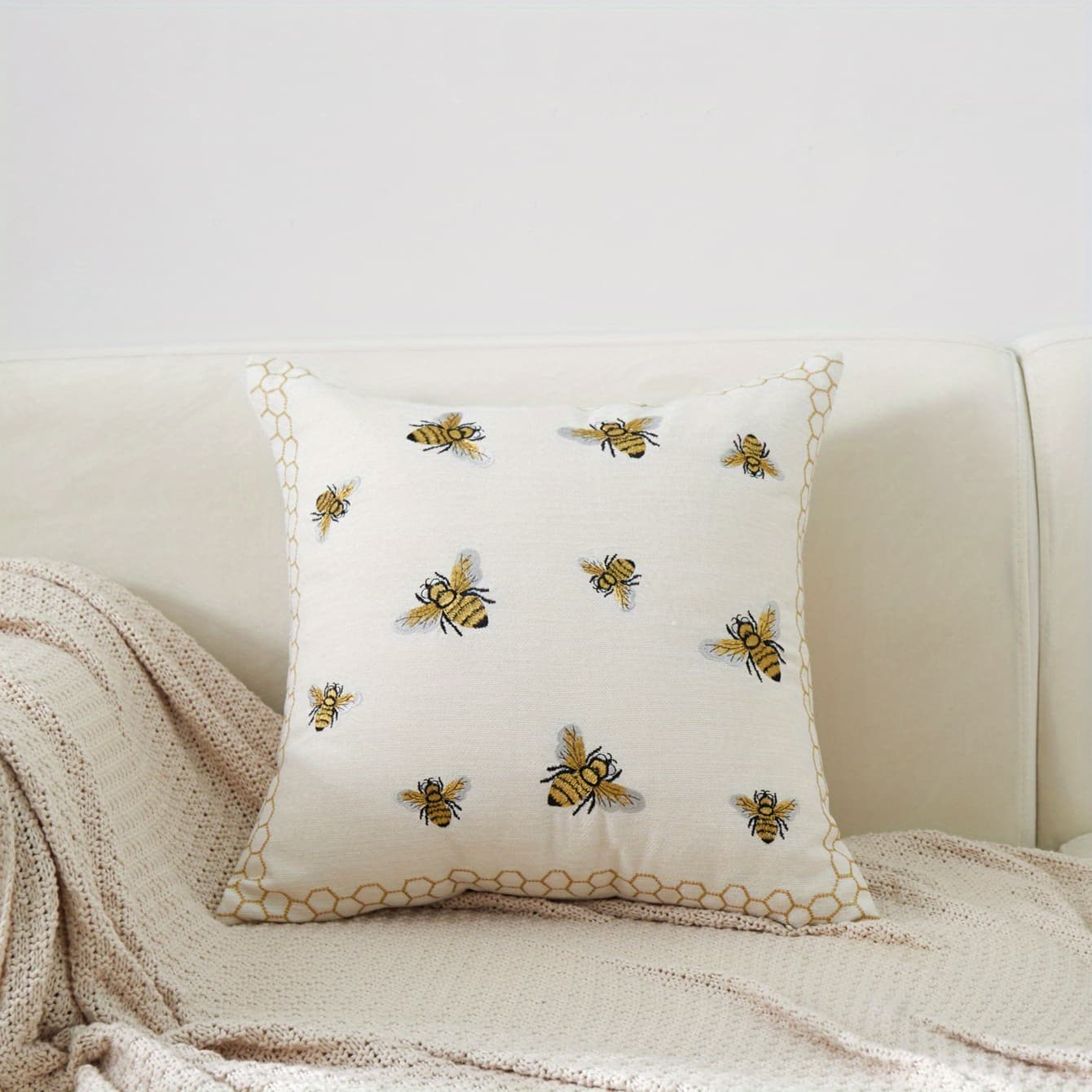 TEMU 1pc Bee Embroidery Polyester Throw Pillow Case | Solid Color Cover, Zipper Closure, Embroidery , Spot-clean, Suitable For Room Types