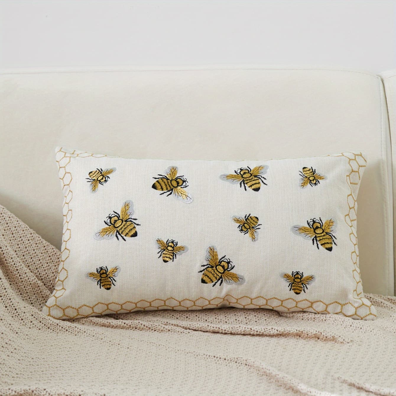 TEMU 1pc Bee Embroidery Polyester Throw Pillow Case | Solid Color Cover, Zipper Closure, Embroidery , Spot-clean, Suitable For Room Types