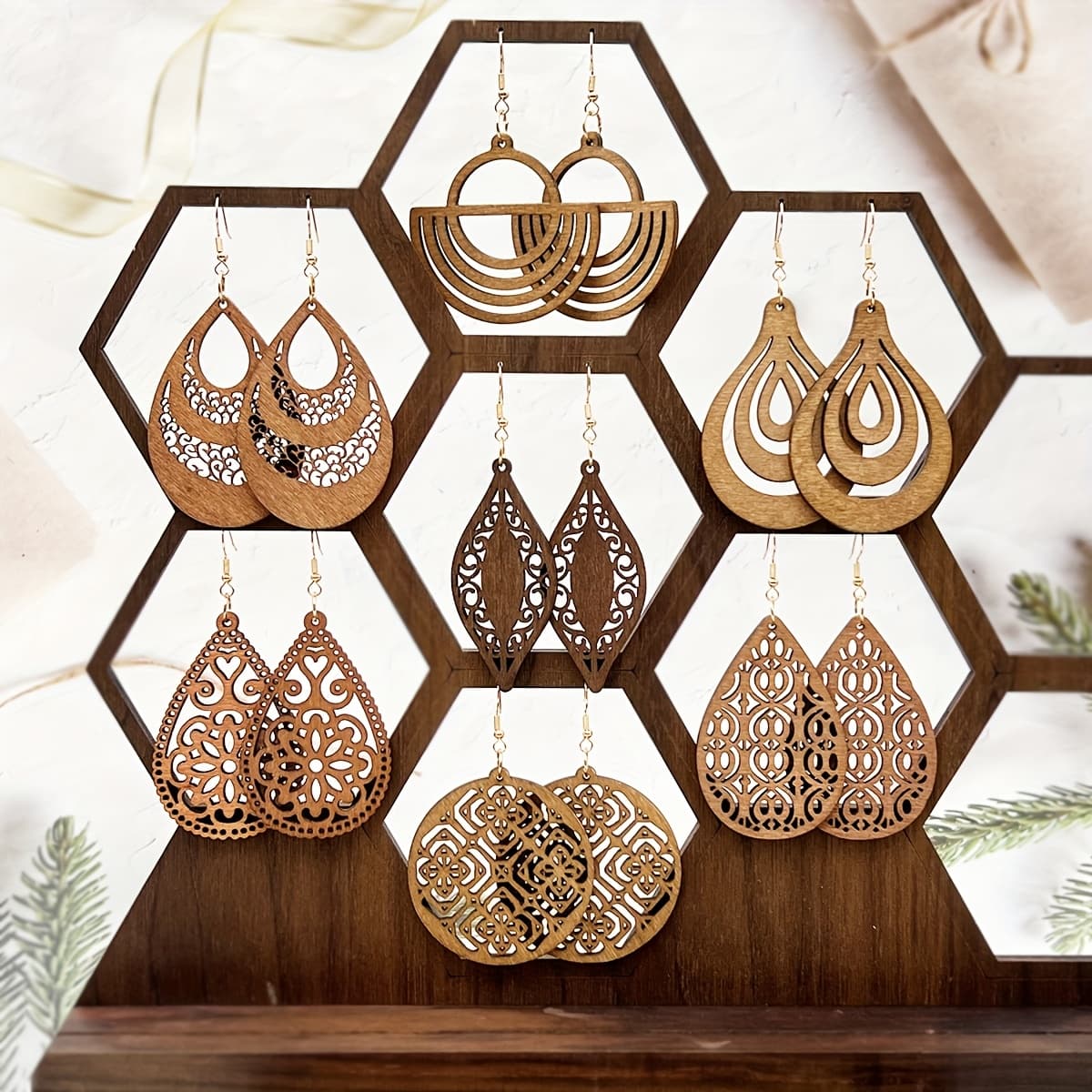 TEMU 7 Pairs/set Easy Retro Bohemian Hollow Wooden Earrings And Ear Tassels, Women' Fashion Trendy Classic Coffee-colored Multi-style Set Wooden Lightweight Ear Tassels