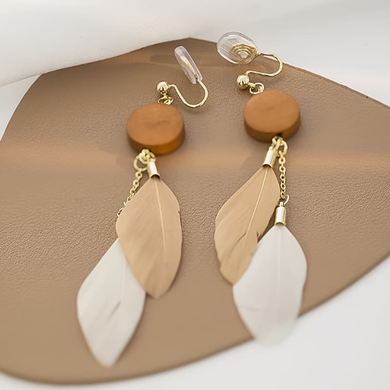 TEMU 1 Pair Creative Unique Ethnic Style Non-pierced Ear Clips Light Luxury Temperament Premium Feather Ear Jewelry Women' For Beach Vacation Wear