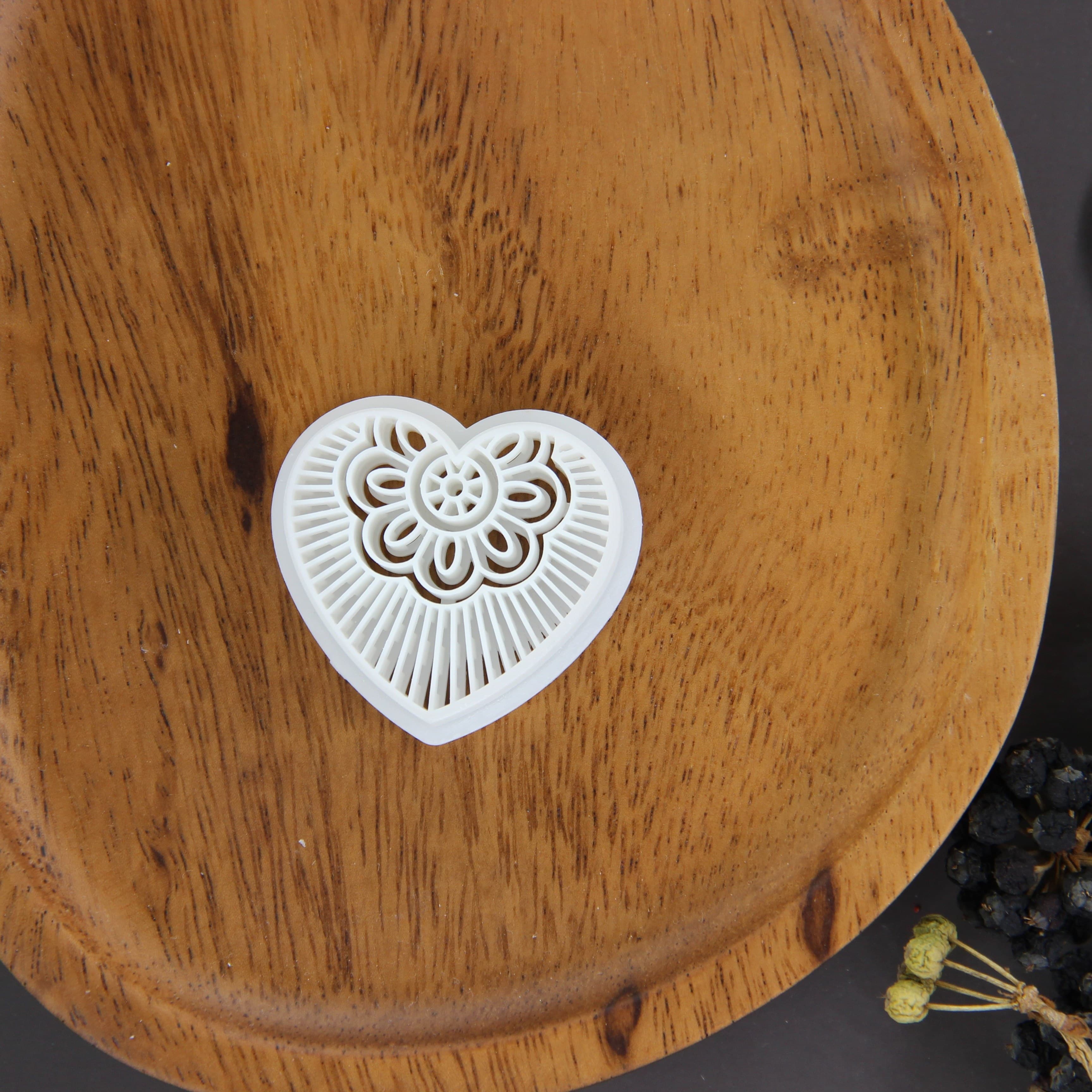 TEMU 1pc Love Polymer Clay Cutters, Heart Polymer Clay Cutters For Earrings Making, Vintage Earring Clay Cutters, Clay Cutters For Polymer Clay Jewelry, 3d Printed Clay Cutters