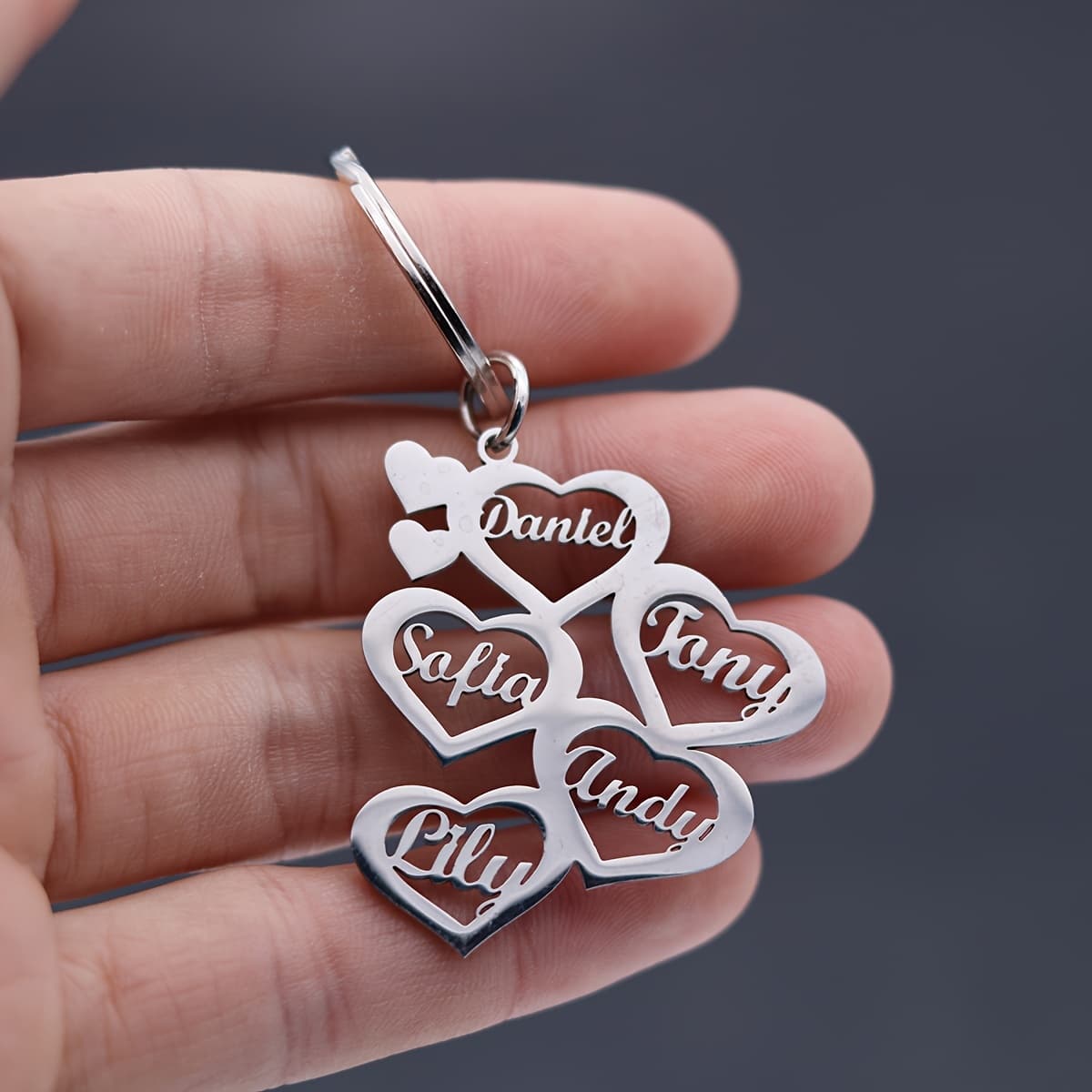 TEMU Personalized Heart-shaped Keyring, Stylish Gift For Birthdays And Christmas, Stainless Name Tag Keychain, Customized For Couples, Families,