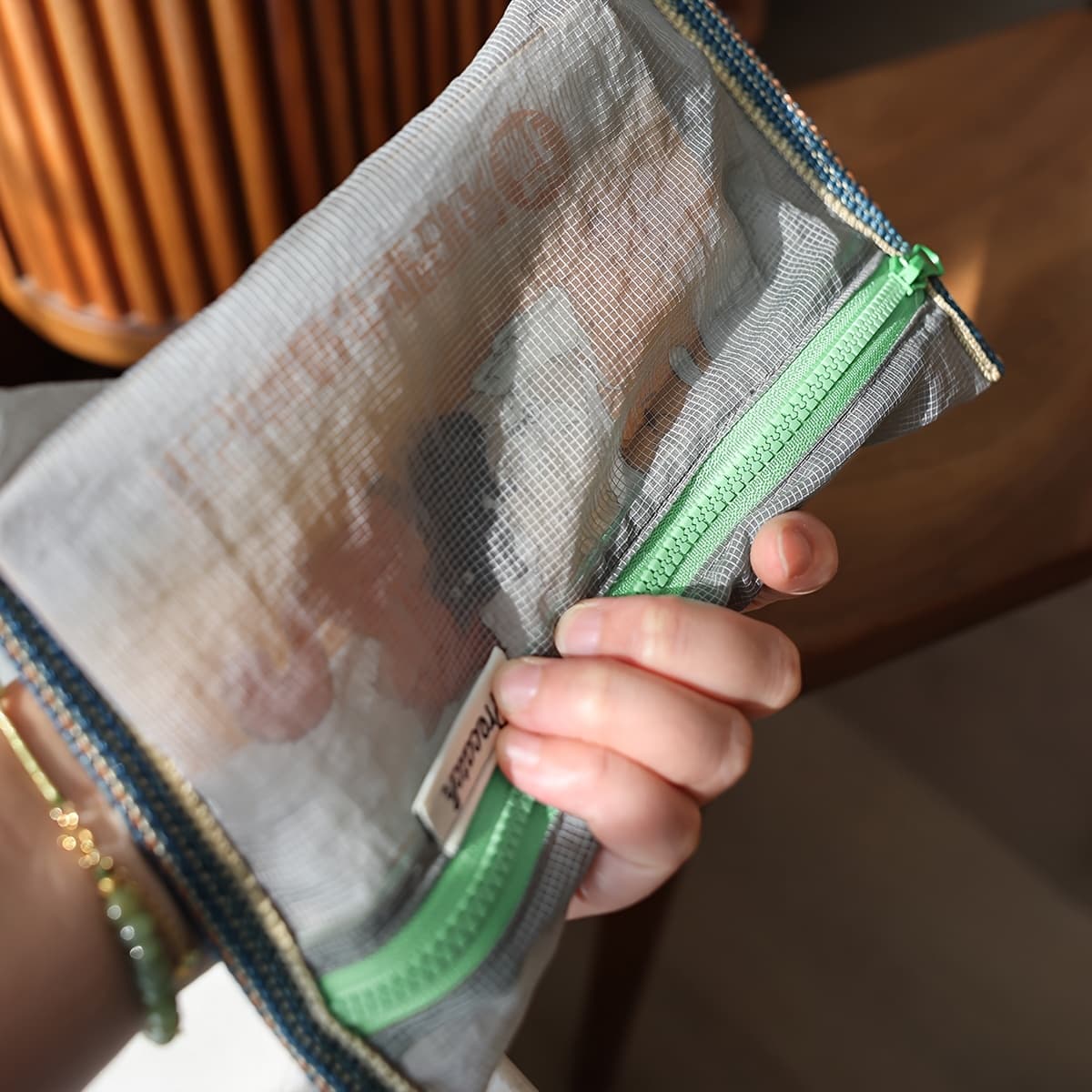 TEMU Translucent Mesh Nylon Storage Bag For Documents, Travel Tickets, Data Cables, Pens, And Stationery; Portable, Lightweight, And Foldable