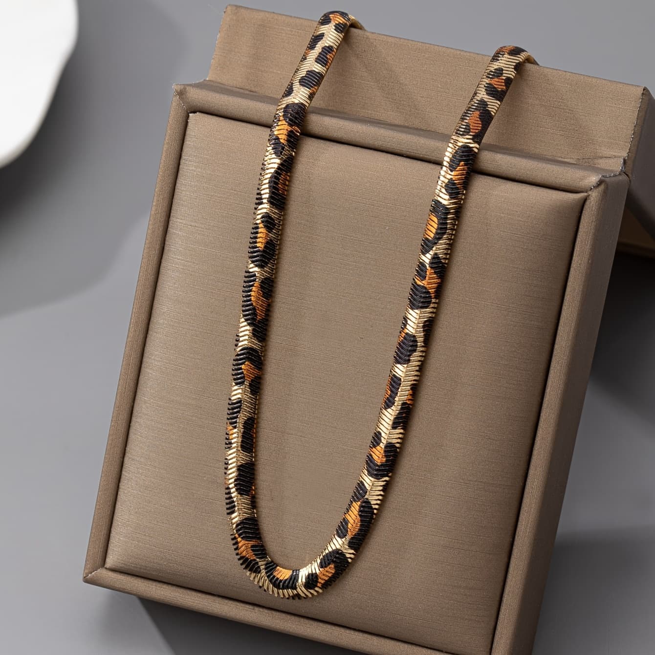 TEMU 1pc Fashion Versatile Summer Trendy Leopard Print Snake Chain