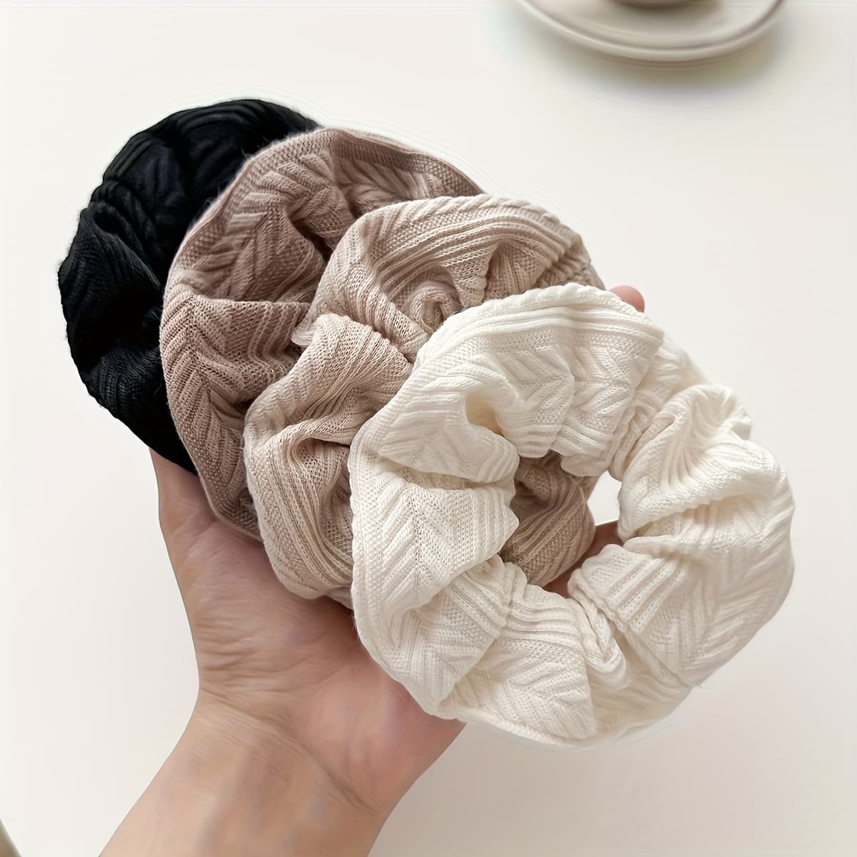 TEMU 3pcs/4pcs/popular New French Retro Sweet Plush Hair Ties For Autumn And Winter, High-end Feel